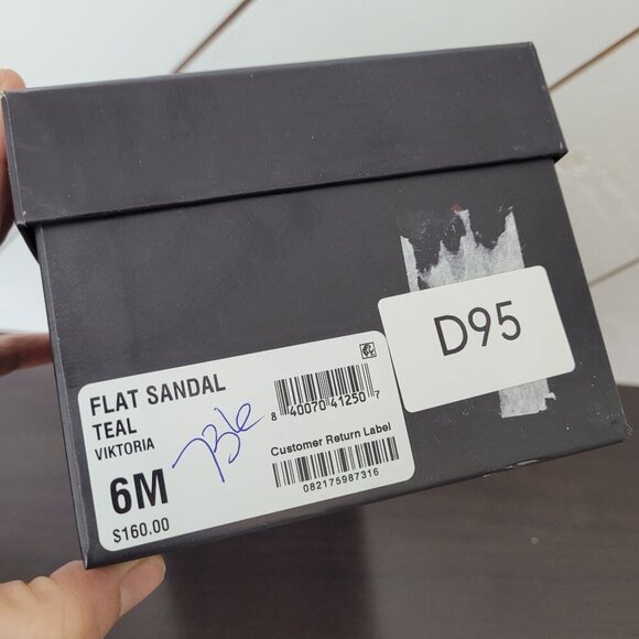 NEW AAJ By Aminah Womens Viktoria Embellished Flate Teal 6M Ankle straps Sandals - Picture 9 of 9